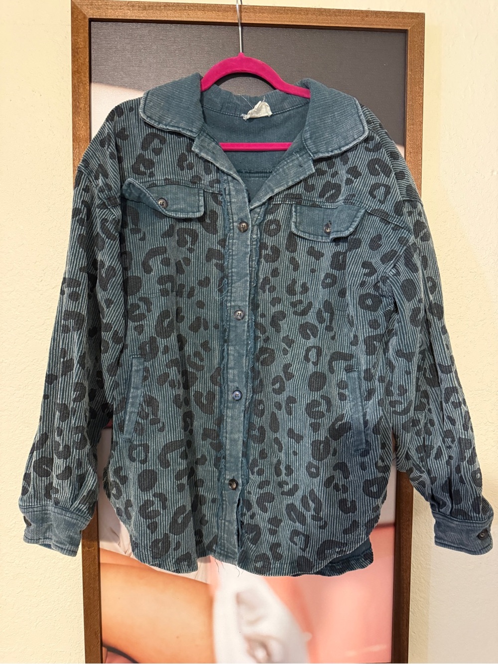 Women's OVERSIZED Leopard Corduroy Shacket - Casual Button-Up Jacket